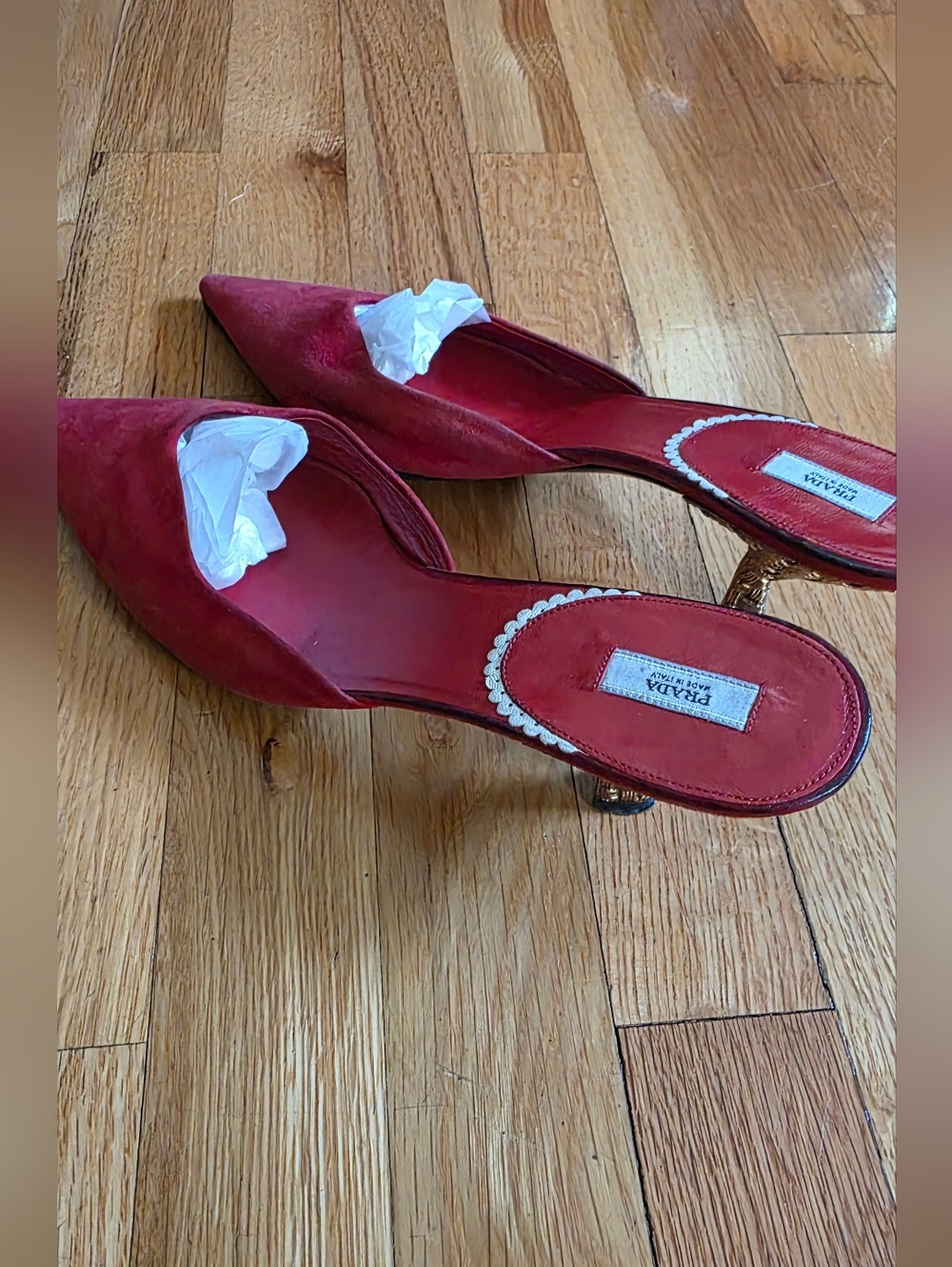 Prada Vintage Red Suede Kitten Heels Mules Gold Accent Anti Slip 40 US 10 - Picture 2 of 6